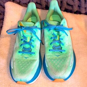 Hoka Clifton 9 athletic shoes